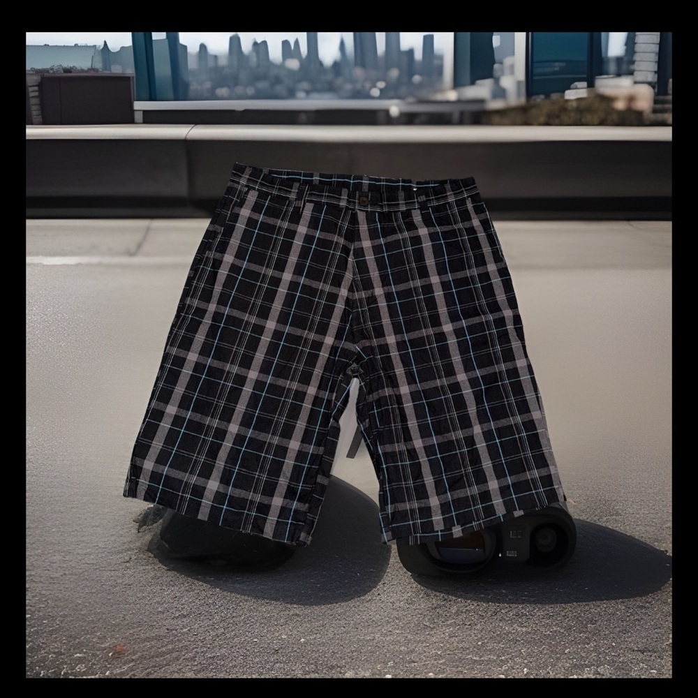 Adolfo Black and Gray Cargo Shorts with Classic Design 073